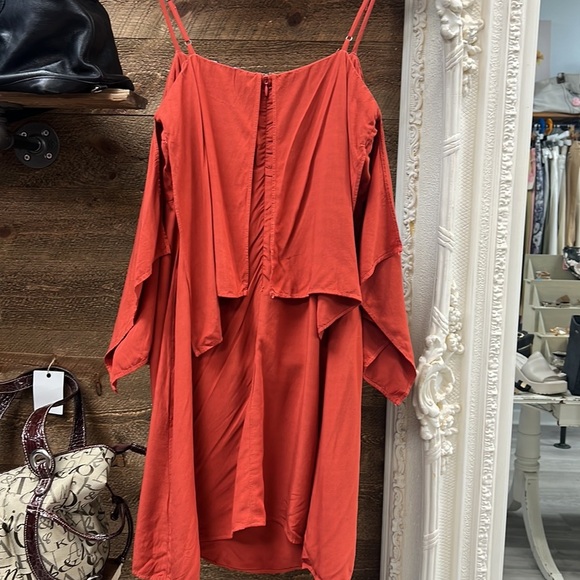 Splendid Rust Red Layered Ruffle Off-Shoulder Dress | Size Small - Picture 6 of 11